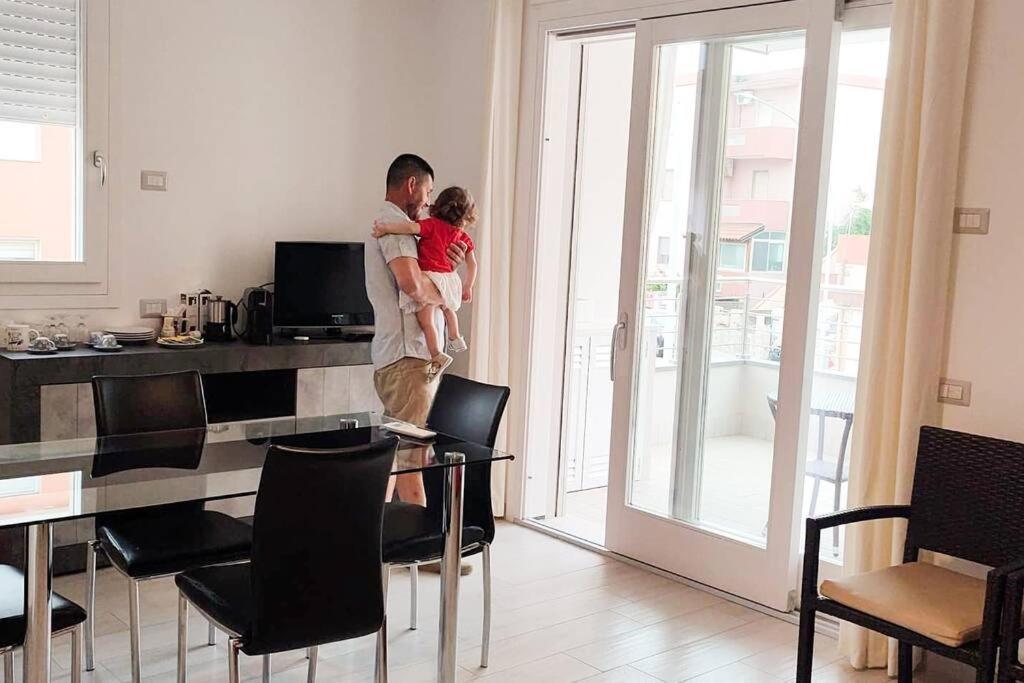 Lido Beach Apartments, Nuovi E Moderni, Vicino Alla Spiaggia Алгеро Екстериор снимка