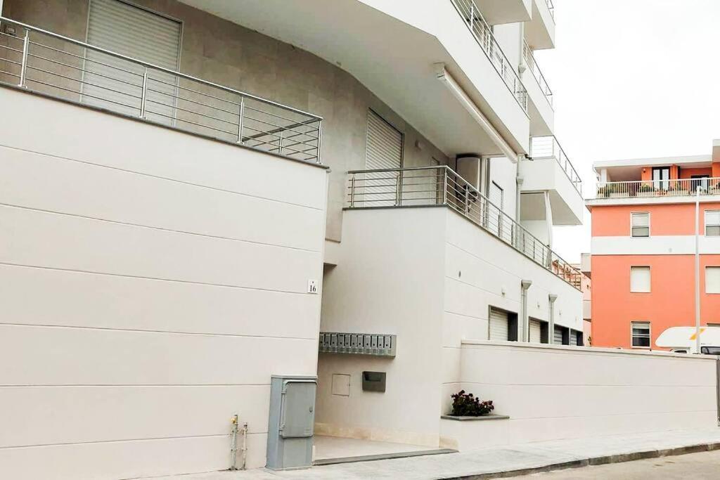 Lido Beach Apartments, Nuovi E Moderni, Vicino Alla Spiaggia Алгеро Екстериор снимка